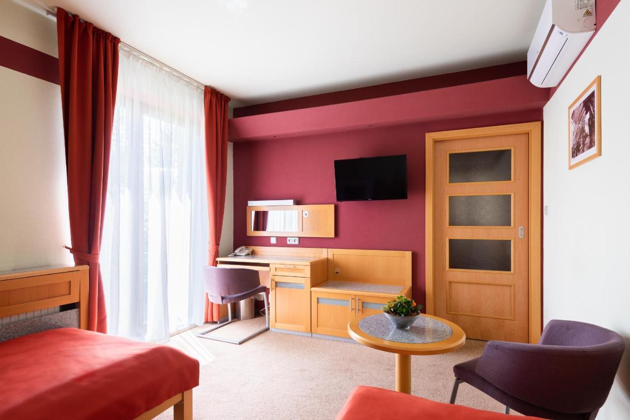 Jan Maria Hotel Ostrava Ngoại thất bức ảnh
